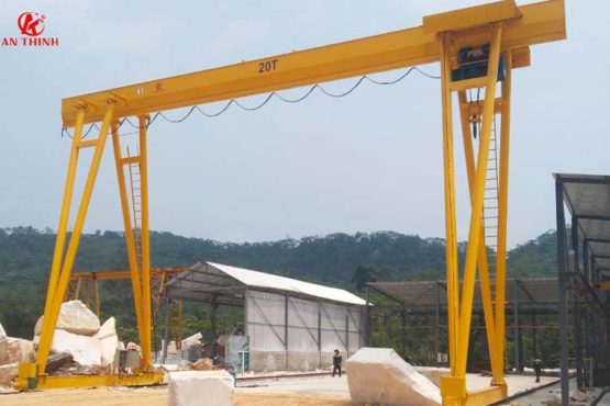 Chạy thử cổng trục 20 tấn dầm đơn khẩu độ 24m tại Yên Bái