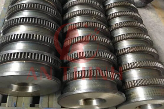 Dấu hiệu phụ kiện cầu trục bị mòn và thời điểm cần thay mới