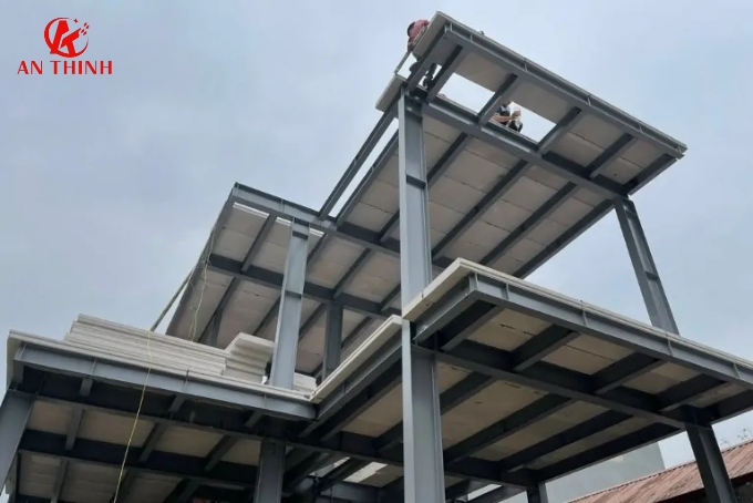 Nguyên nhân khiến nhà xưởng khung thép ven biển dễ bị ăn mòn