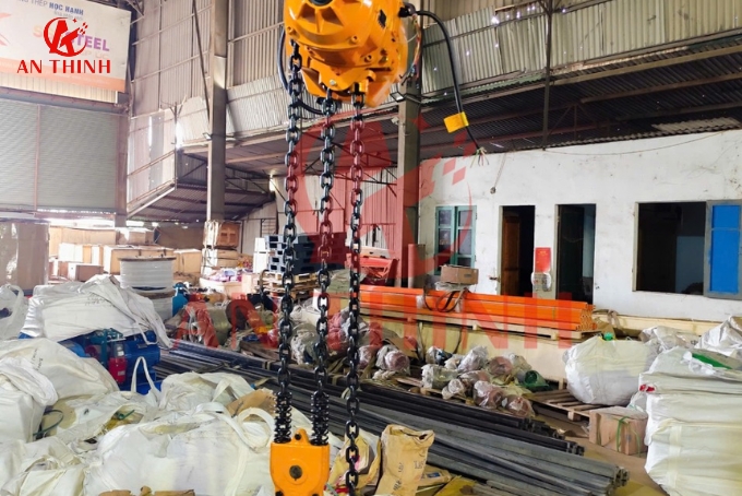 Ray dẫn hướng và bánh xe