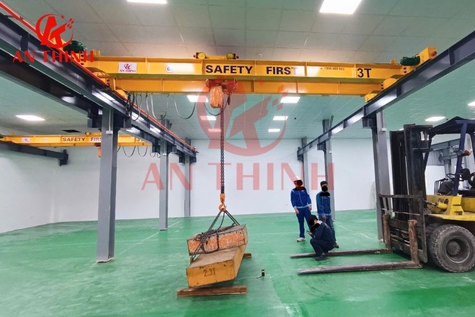 Tổng quan về môi trường làm việc và cầu trục