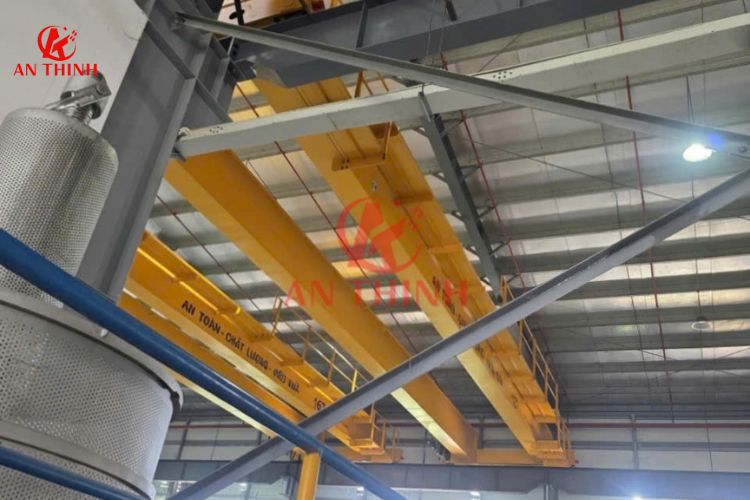 Xe con Palang 16T-12M chính hãng nhập khẩu với cấp làm việc M5 mạnh mẽ